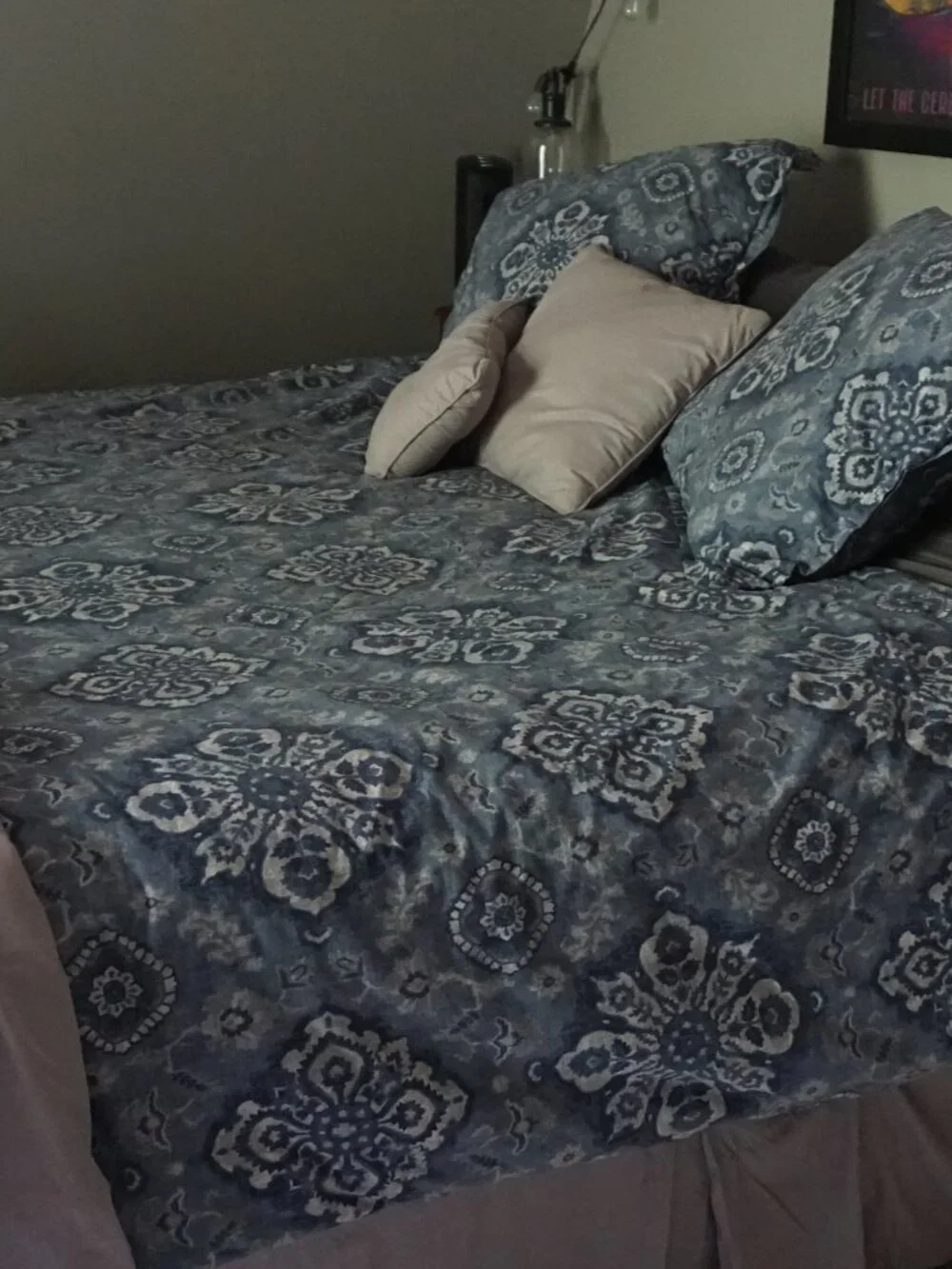Pottery Barn Queen Duvet Giovanna Medallion Floral Blue